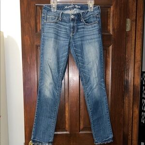American Eagle Stretch SIZE 8 Regular Skinny Jeans